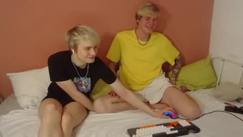 Alex  miller  and Oliver sweet  online show from May 2, 2026, 1:54 am