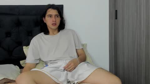alex_connorr online show from January 26, 2025, 7:41 pm