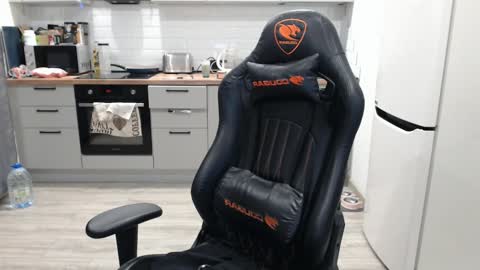 Alex online show from February 2, 2025, 3:32 am