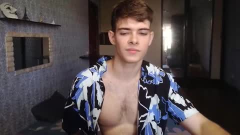 Snapshot of alex_man_01 chatting on September 22, 2025, 6:26 am Alex online show from September 22, 2025, 6:26 am