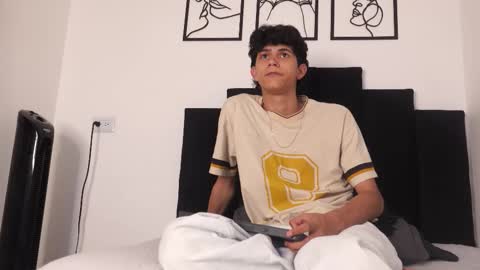 alex_mark_ online show from February 26, 2026, 7:24 pm