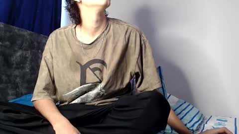 Snapshot of alex_mark_ chatting on June 10, 2026, 4:28 pm alex_mark_ online show from June 10, 2026, 4:28 pm
