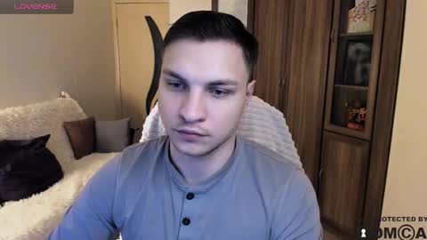 alex_milson online show from October 25, 2025, 7:30 pm