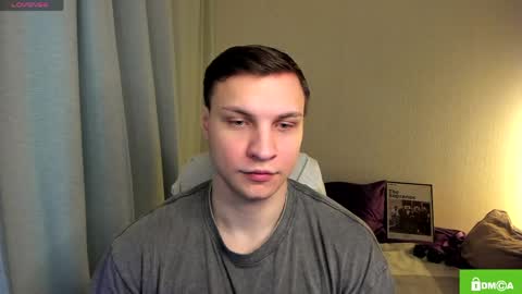 alex_milson online show from April 9, 2026, 8:03 pm