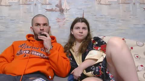 Alex and Sarah online show from April 6, 2026, 2:18 pm