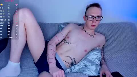 Snapshot of alex_silent chatting on June 17, 2026, 6:42 pm alex_silent online show from June 17, 2026, 6:42 pm