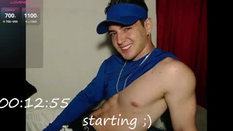 Snapshot of alex_smith0 chatting on January 25, 2025, 2:15 am online show from January 25, 2025, 2:15 am