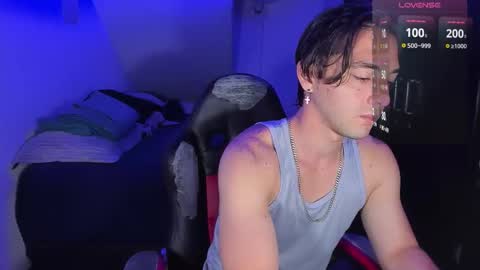 Snapshot of alex_smith0 chatting on September 18, 2025, 6:54 pm online show from September 18, 2025, 6:54 pm