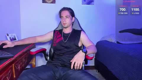 Snapshot of alex_smith0 chatting on October 2, 2025, 12:17 am online show from October 2, 2025, 12:17 am