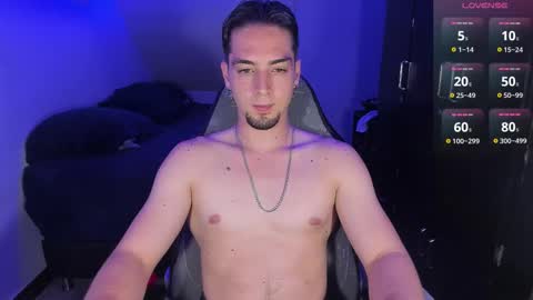 Snapshot of alex_smith0 chatting on October 15, 2025, 11:49 pm online show from October 15, 2025, 11:49 pm