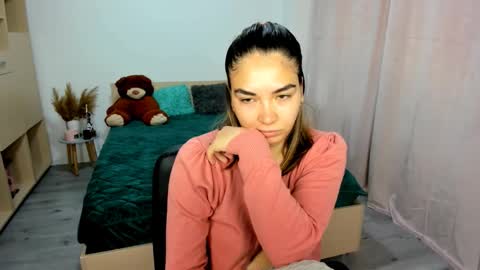 Snapshot of alexa_dolly chatting on October 2, 2025, 6:09 am Alexa online show from October 2, 2025, 6:09 am