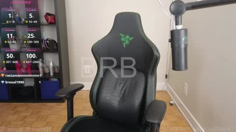 dont be afraid to click social media link its  working  just click on that  online show from December 18, 2025, 9:54 pm