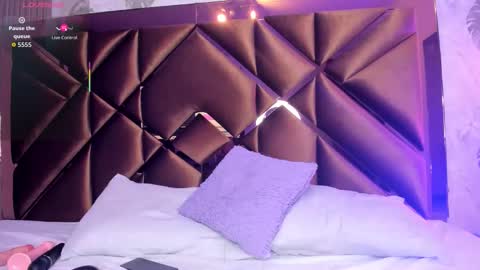 Snapshot of alexa_lynx1 chatting on February 19, 2026, 4:52 am ALEXA online show from February 19, 2026, 4:52 am