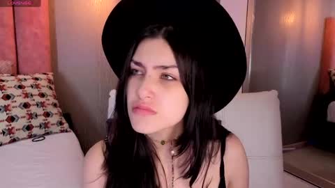 Alexa Thaylor online show from May 27, 2026, 2:58 pm