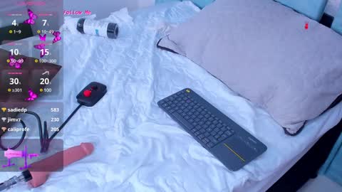 Snapshot of alexaa_small chatting on December 2, 2024, 3:03 pm alexaa_small online show from December 2, 2024, 3:03 pm