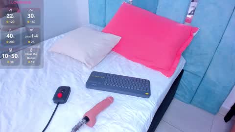 Snapshot of alexaa_small chatting on March 11, 2025, 11:44 am alexaa_small online show from March 11, 2025, 11:44 am