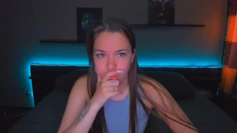 Snapshot of alexabarkley chatting on April 27, 2026, 12:30 am angel online show from April 27, 2026, 12:30 am