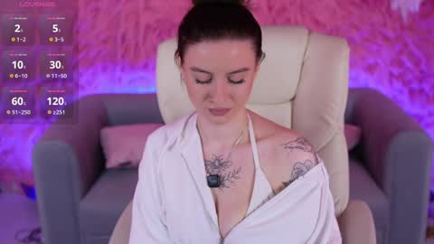 alexafleur online show from April 7, 2026, 1:55 pm