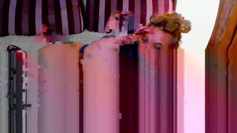 Snapshot of alexalavibes chatting on January 12, 2025, 5:24 am AlexaLaVibes online show from January 12, 2025, 5:24 am