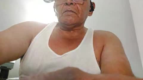 alexanderv28 online show from January 16, 2025, 6:25 am