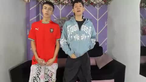 chicos hot online show from March 23, 2026, 2:32 pm