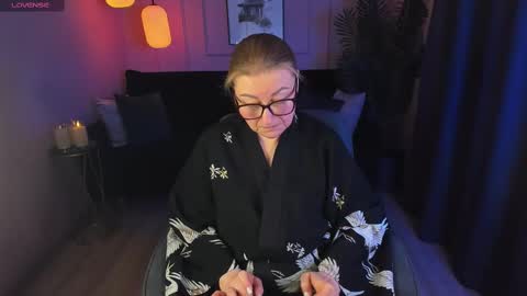 Snapshot of alexandra_kind chatting on February 15, 2025, 8:54 pm Alexandra online show from February 15, 2025, 8:54 pm