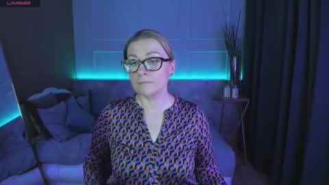 Snapshot of alexandra_kind chatting on February 25, 2025, 2:58 am Alexandra online show from February 25, 2025, 2:58 am