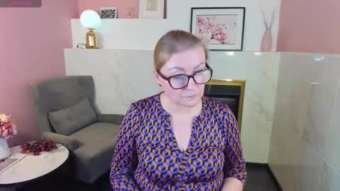 Snapshot of alexandra_kind chatting on February 27, 2025, 12:10 am Alexandra online show from February 27, 2025, 12:10 am