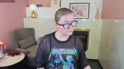 Snapshot of alexandra_kind chatting on February 27, 2025, 12:45 pm Alexandra online show from February 27, 2025, 12:45 pm