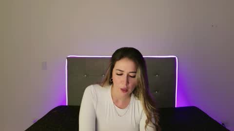 alexandraa_gomez online show from February 13, 2026, 10:06 pm