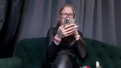 Alexandra online show from April 5, 2026, 4:48 pm