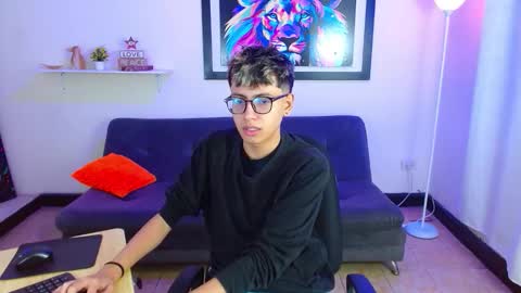 Snapshot of alexcum_18 chatting on March 27, 2026, 1:33 pm alex online show from March 27, 2026, 1:33 pm