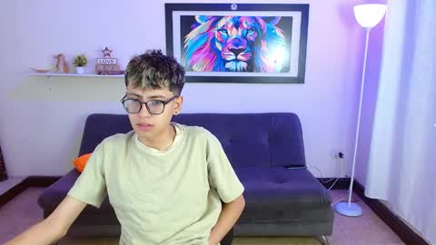 Snapshot of alexcum_18 chatting on March 31, 2026, 1:33 pm alex online show from March 31, 2026, 1:33 pm