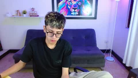 Snapshot of alexcum_18 chatting on April 6, 2026, 1:23 pm alex online show from April 6, 2026, 1:23 pm