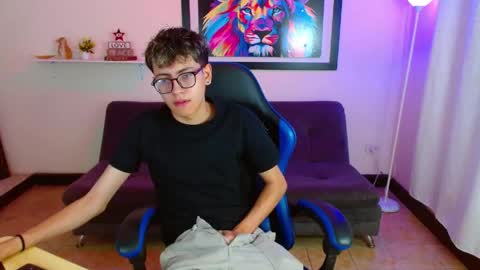 alex online show from May 25, 2026, 1:50 pm