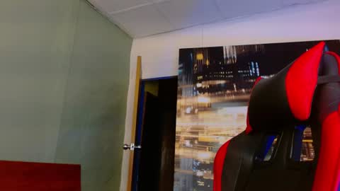 alexgiraldo__ online show from June 13, 2026, 2:09 am