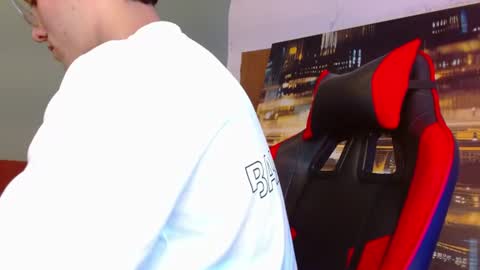 alexgiraldo__ online show from June 16, 2026, 2:03 am