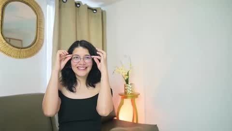 alexia_clark7 online show from January 14, 2026, 7:52 pm