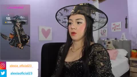 Snapshot of alexia_fit23 chatting on October 30, 2025, 8:16 am Alexia online show from October 30, 2025, 8:16 am