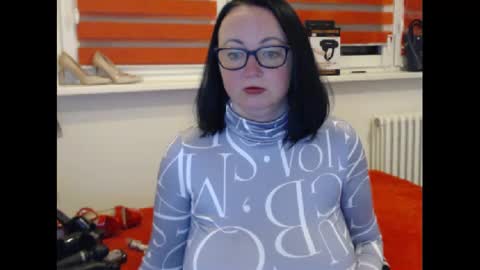 Snapshot of alexie33 chatting on February 26, 2025, 7:38 pm alexie33 online show from February 26, 2025, 7:38 pm