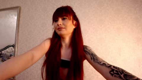 Alexis online show from December 17, 2024, 9:49 pm