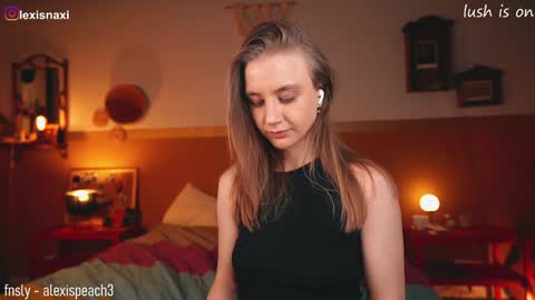 Snapshot of alexispeach chatting on February 2, 2025, 10:06 pm Alexis--  online show from February 2, 2025, 10:06 pm