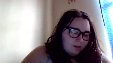 Alexis online show from September 21, 2025, 8:21 pm