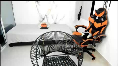 ALEXJ BLACK online show from November 6, 2025, 10:38 am