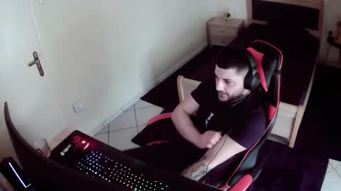 alexthepro00 online show from January 18, 2026, 2:10 pm