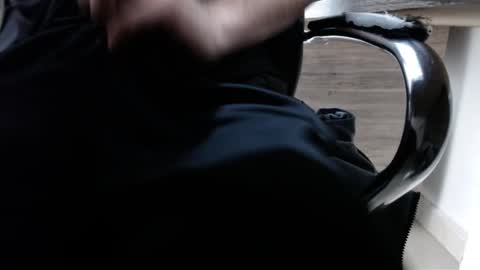 Snapshot of alextwunkk chatting on December 29, 2024, 5:01 pm Alex online show from December 29, 2024, 5:01 pm