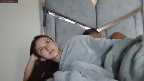 alex y luisa online show from March 19, 2026, 3:38 pm