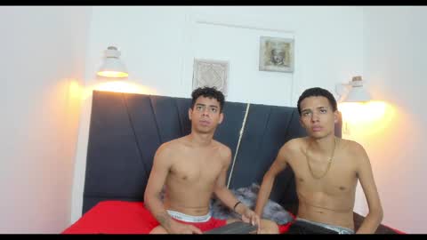 alexx_cum18 online show from May 14, 2026, 7:20 pm