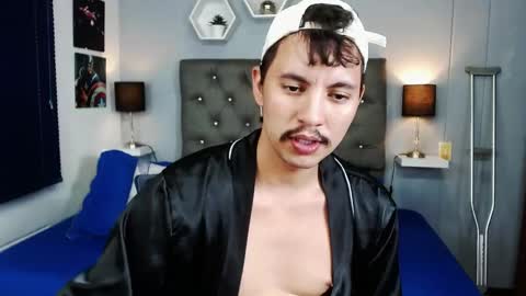 Alexx Leon online show from May 28, 2026, 9:23 pm