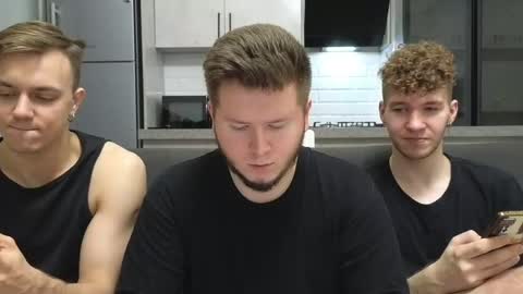 AlexDimaIgor online show from May 10, 2026, 9:09 pm